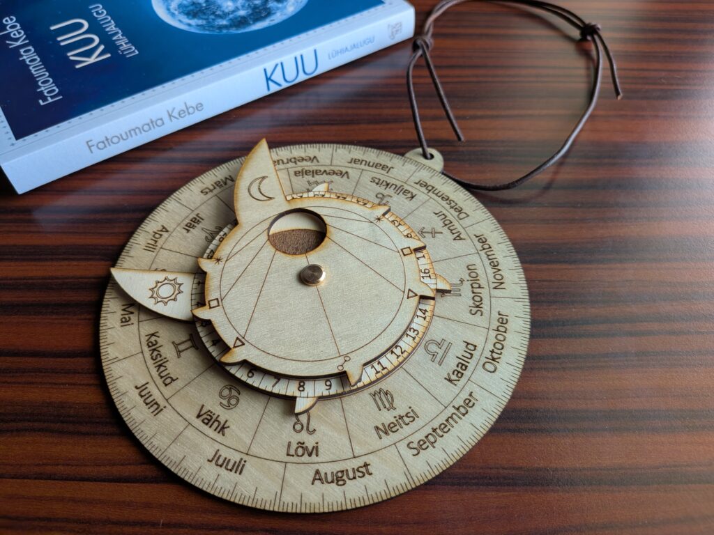 Kuufaaside kalender - autor Kristjan Salev